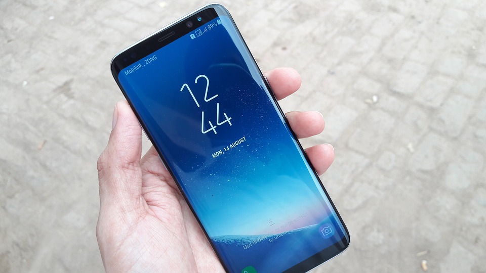 Samsung Galaxy X debutto