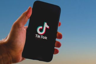 Morta bambina di dieci anni con una challenge su tik tok